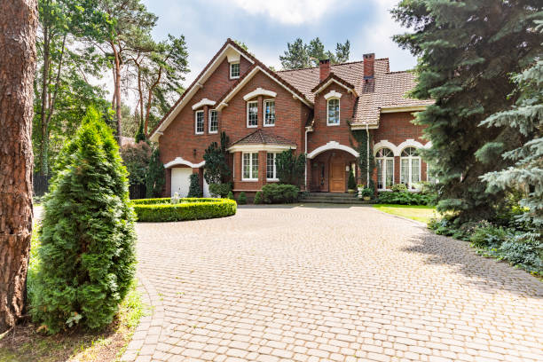 Best Driveway Paving Company  in Vandalia, MO